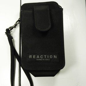 Kenneth Cole Reaction Phone Pouch Day Planner